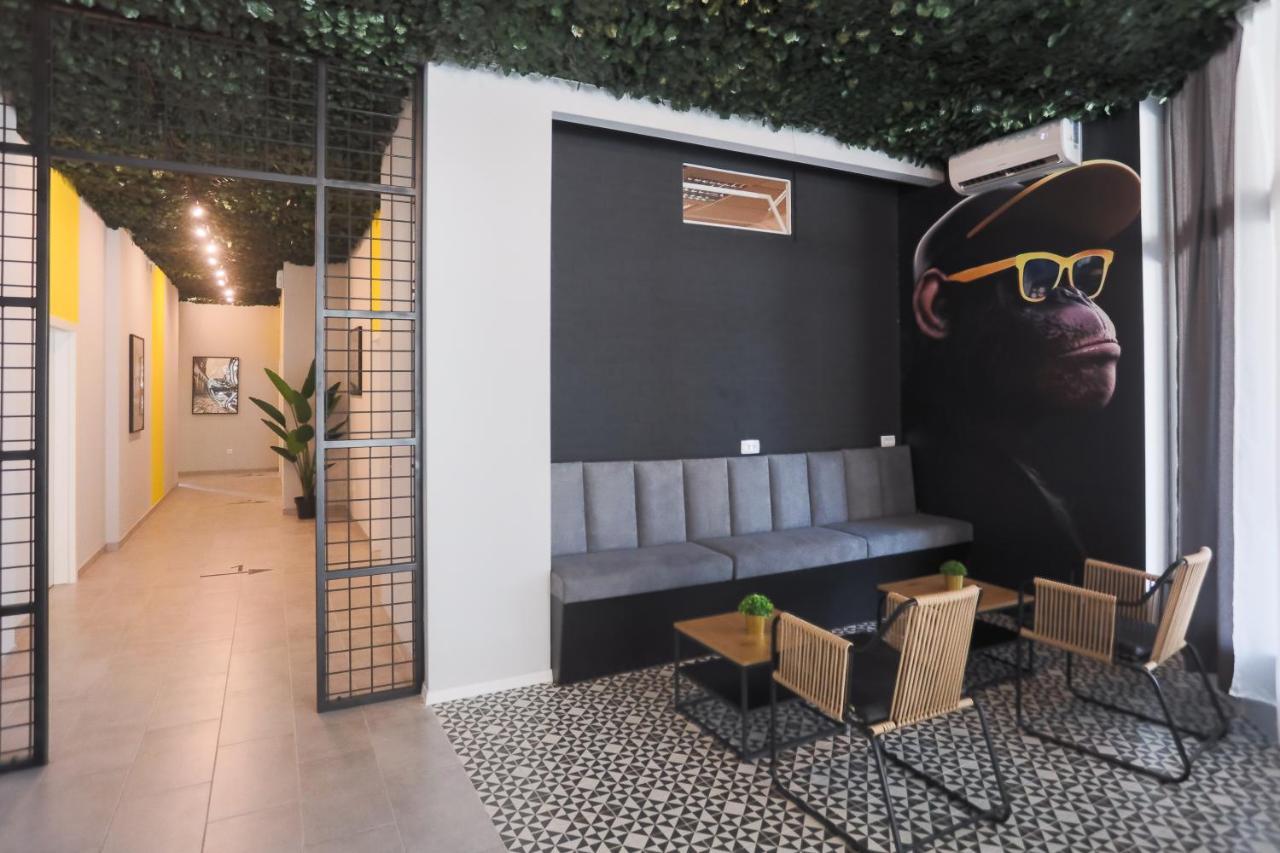 Auberge de jeunesse Cool , *