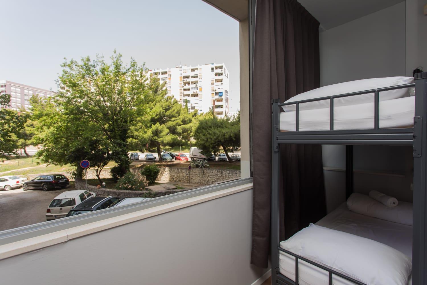 Cool , Auberge de jeunesse